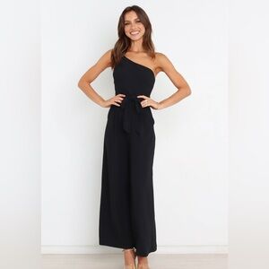 Petal & Pup Elegant Black One-Shoulder Jumpsuit